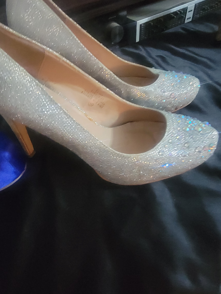 De Blossom Collection Heels - Size 6 - photo 2