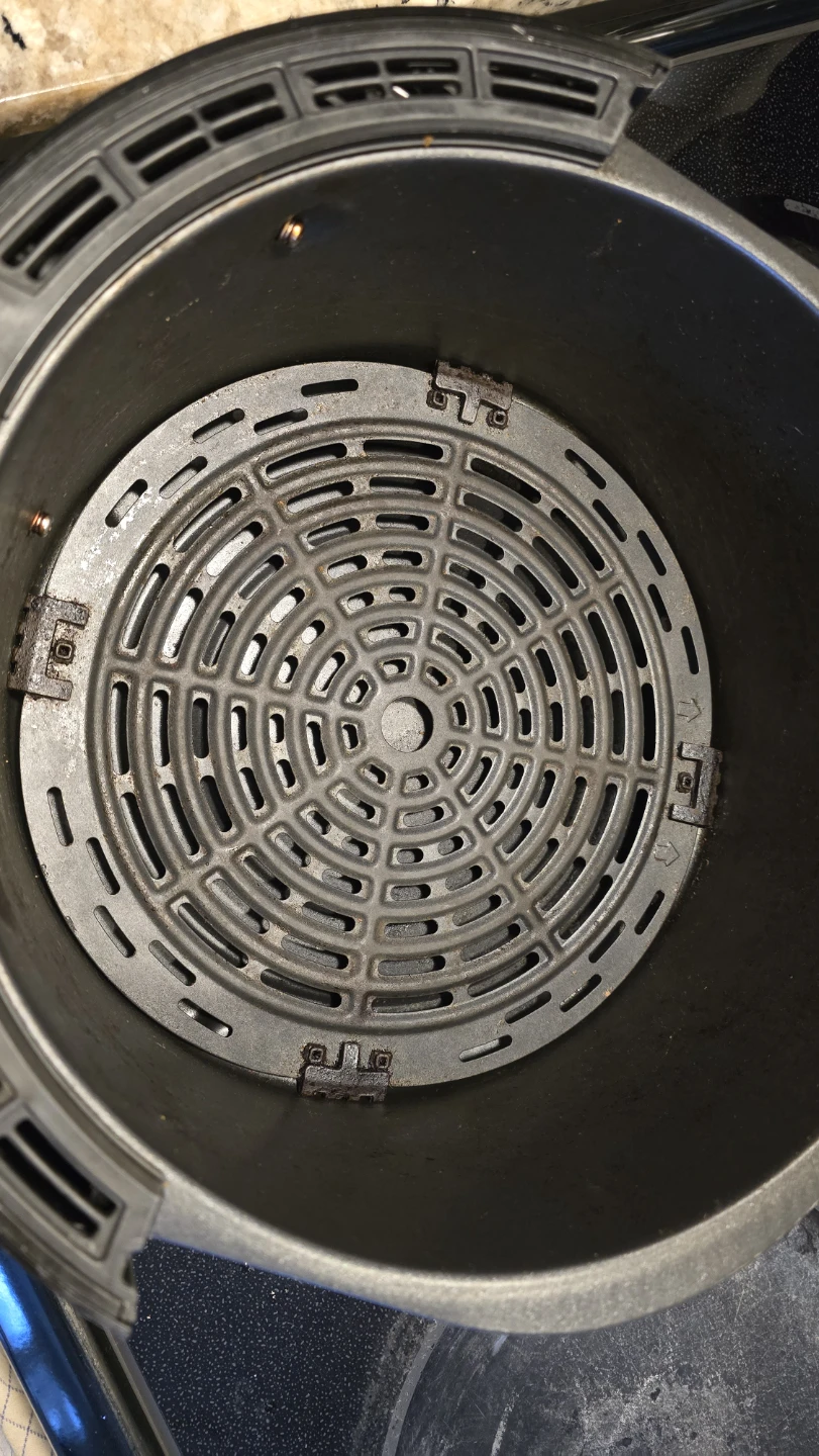 Frigidaire Air Fryer - photo 4