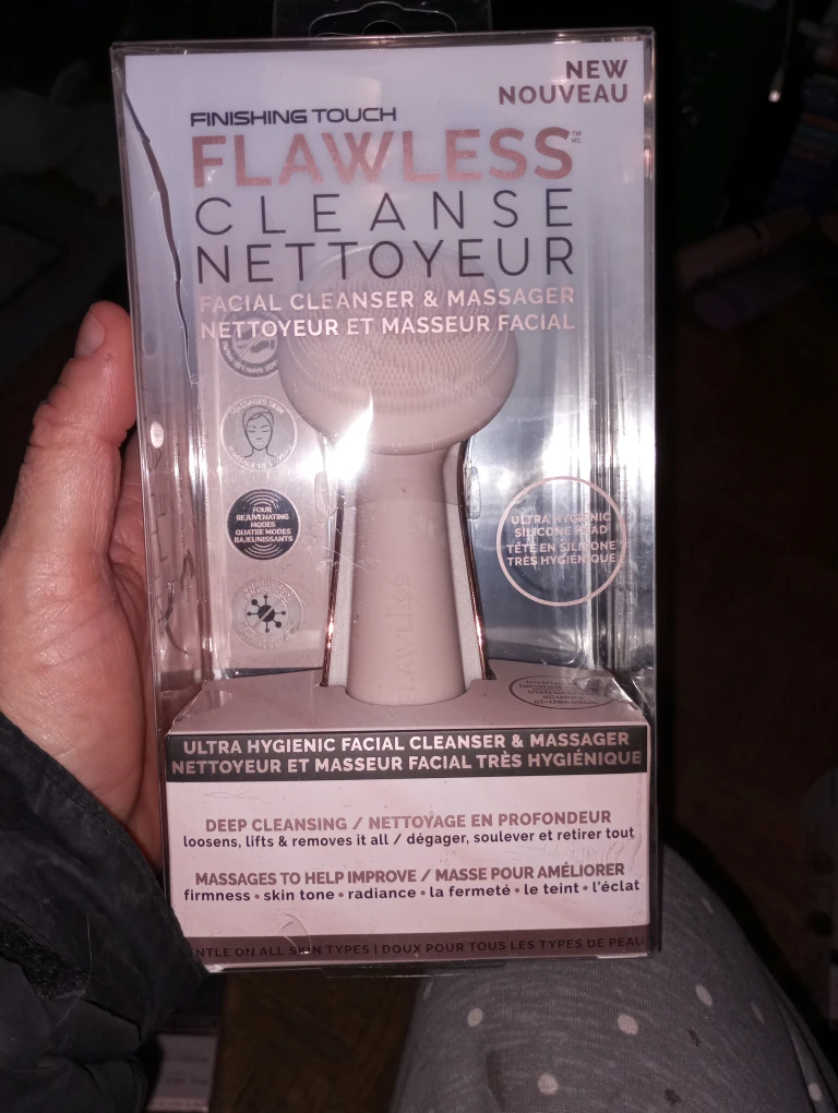 Finishing Touch Flawless Cleanse Facial Cleanser & Massager - photo 2