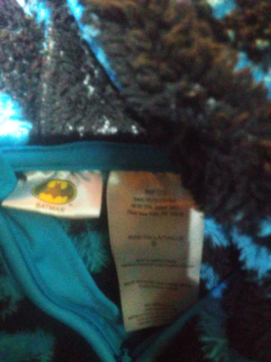 Batman Fuzzy Hoodie Size L - photo 2