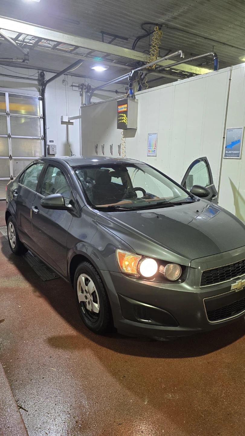 Chevrolet Sonic LT 2014, Grey