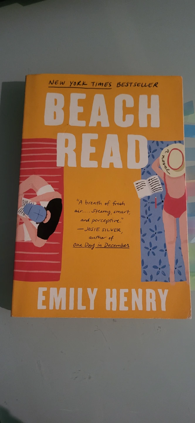 Beach Read by Emily Henry