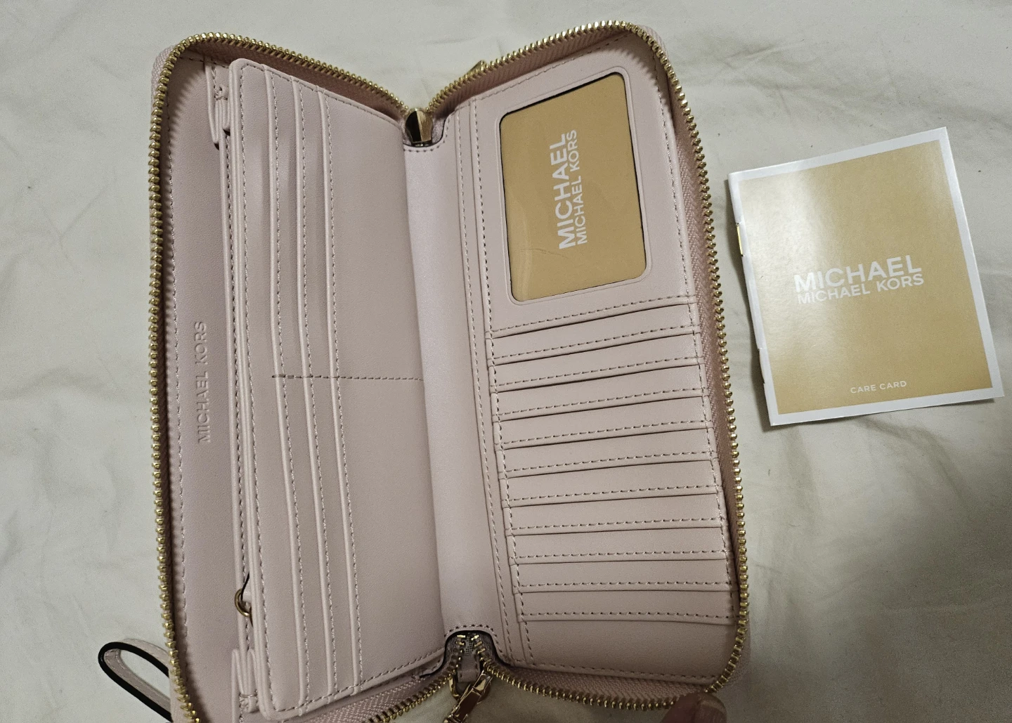 michael kors wristlet wallet - photo 4