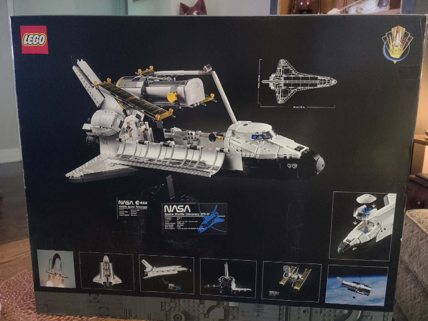 LEGO NASA Space Shuttle Discovery 10283 - photo 2