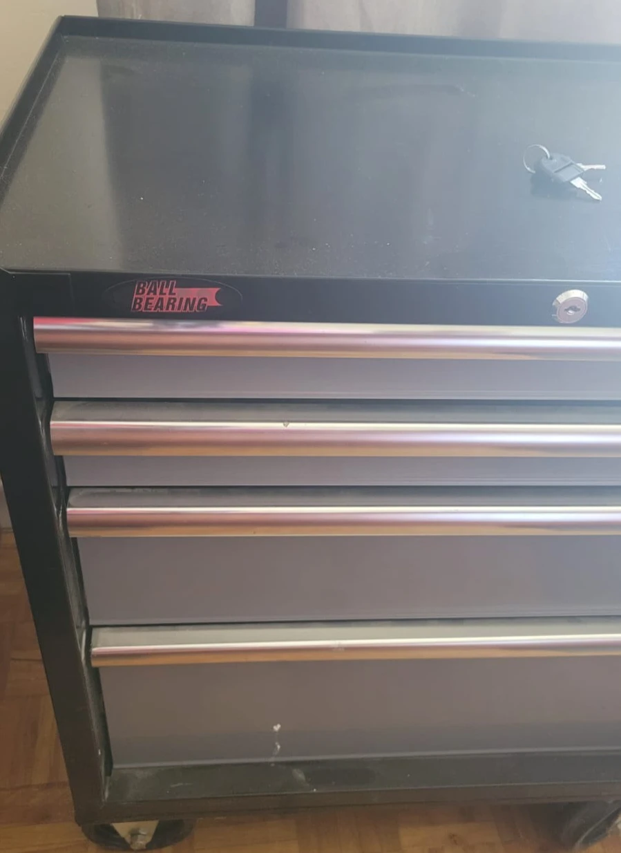 Husky 4-Drawer Rolling Tool Chest (empty) - photo 2