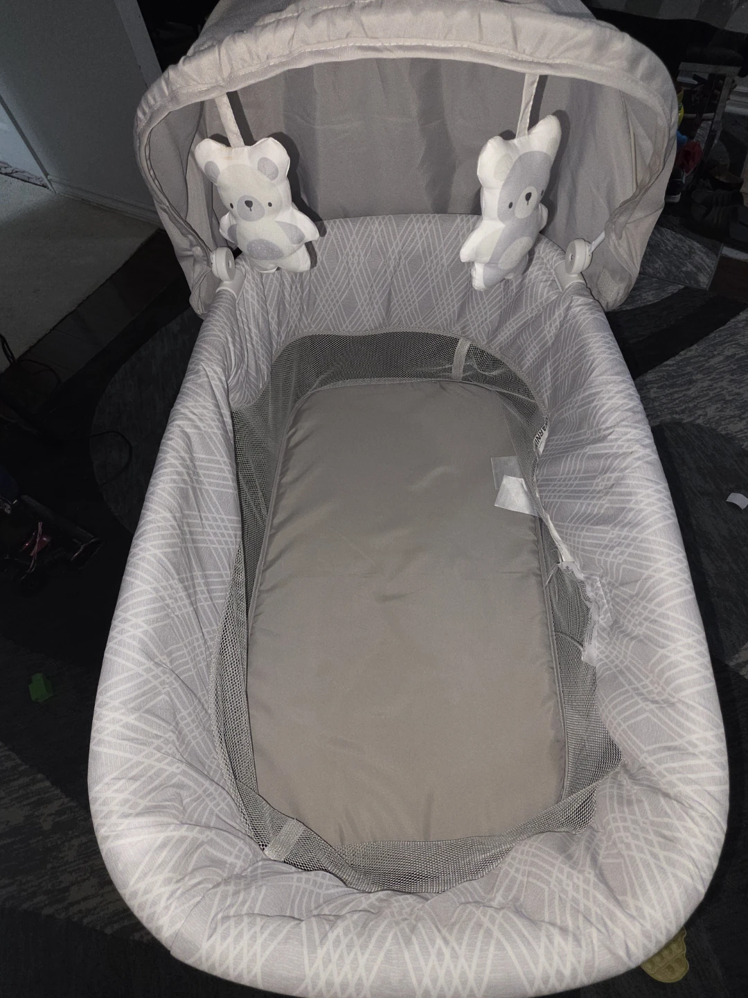 Like new Ingenuity Baby Bassinet - Grey and White - photo 2