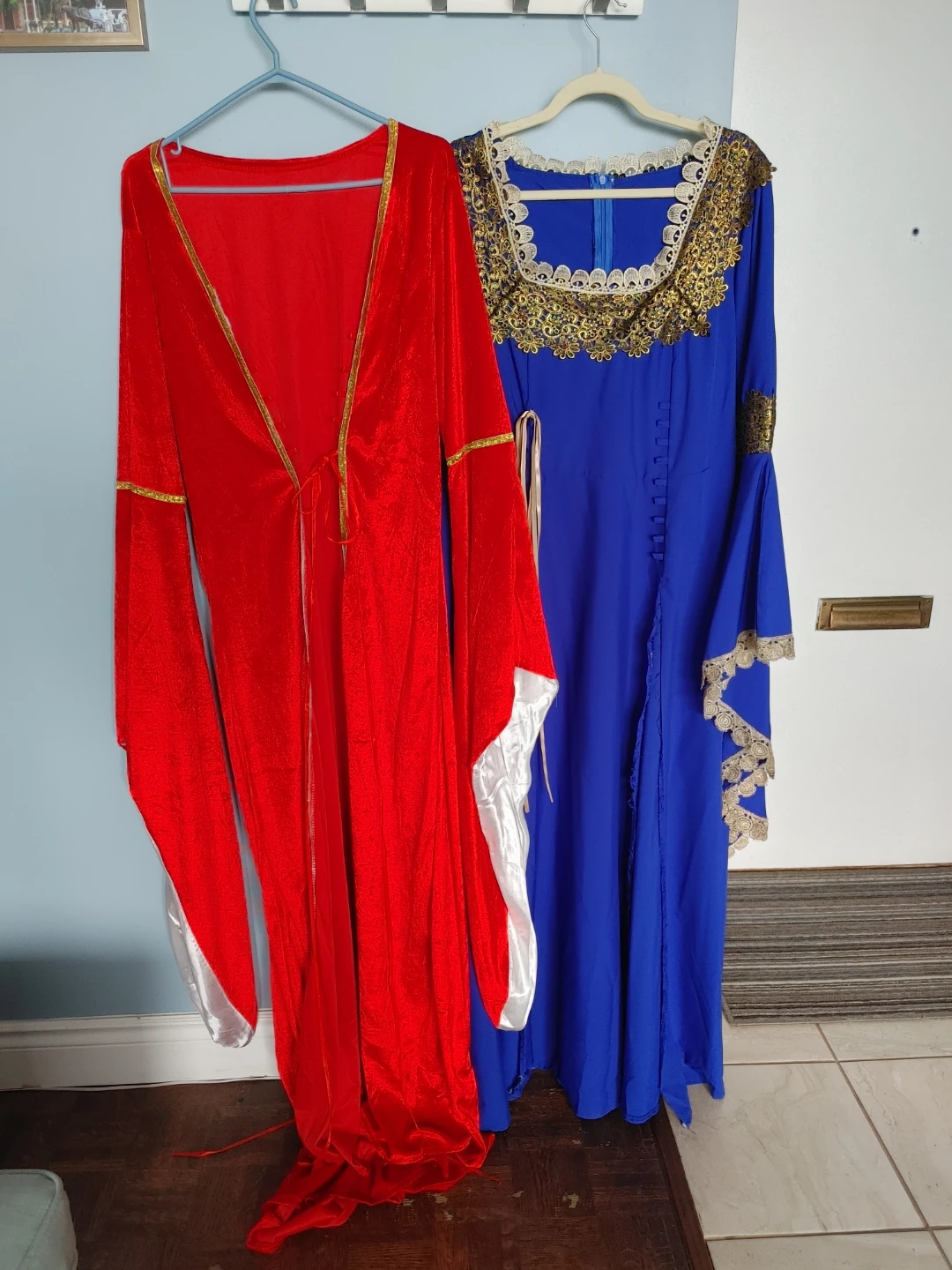 Renaissance Style Costume Dress - Red & Blue - photo 2