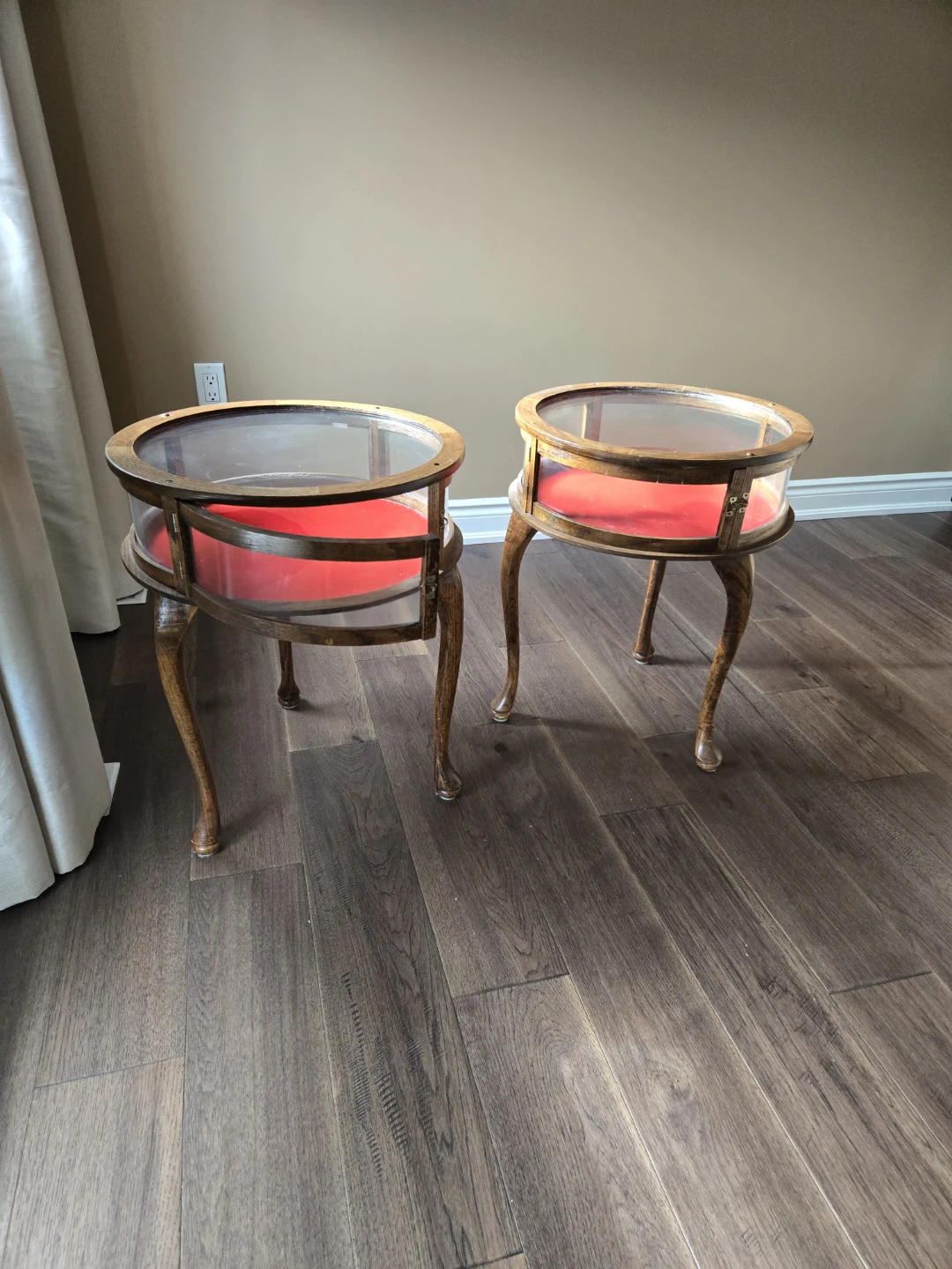 Pair of Vintage Display Tables/ or Nightstands - photo 2