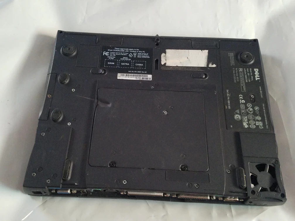 Dell Latitude Laptop - photo 3