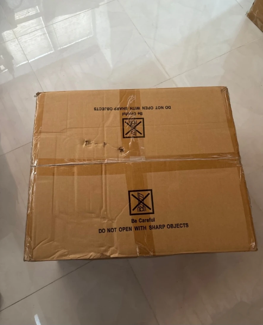 Set of 4 Brand new in box Brown Faux Leather Bar Stools - photo 3