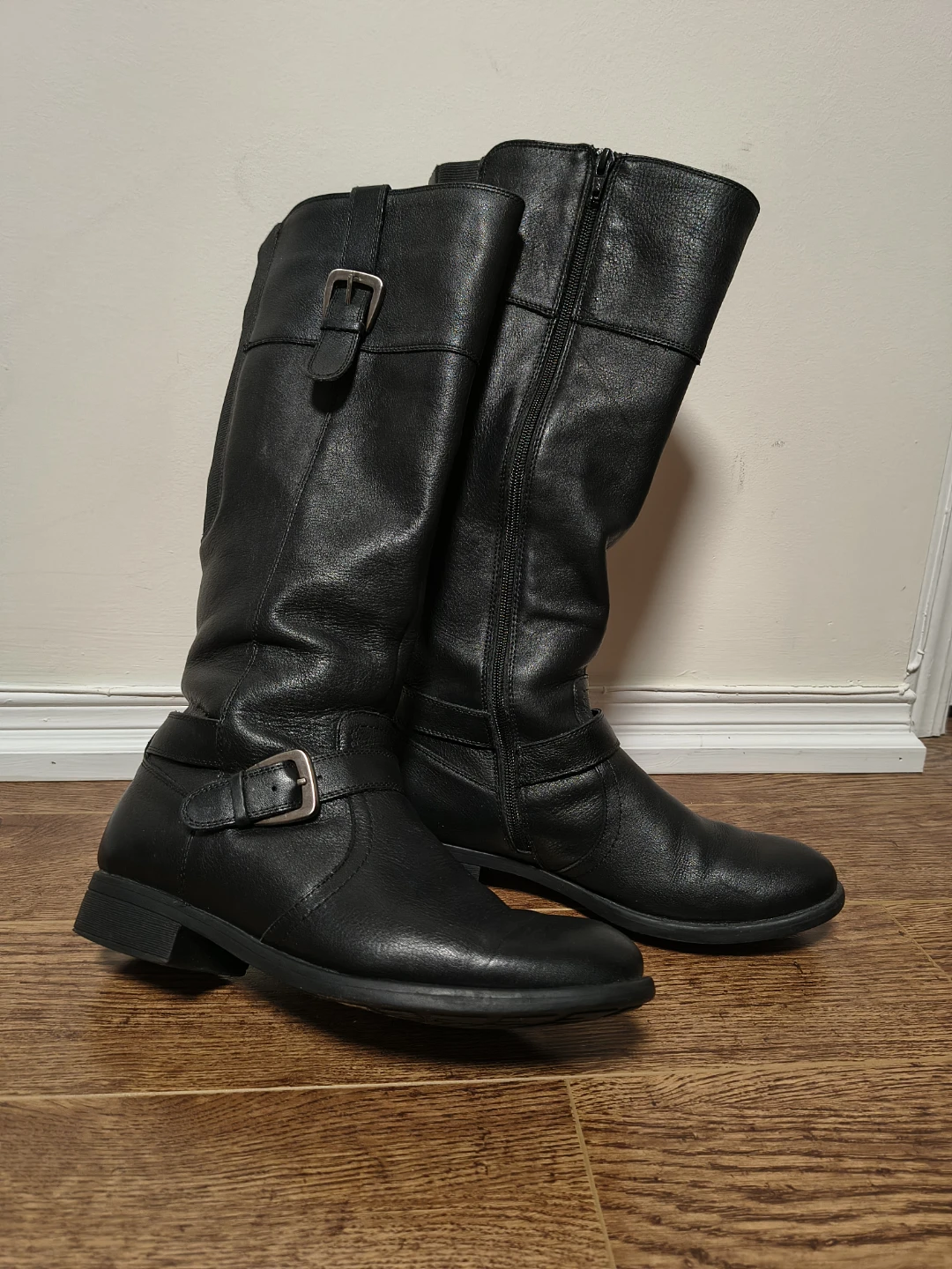 Denver Hayes Black Leather Riding Boots - Size 8 - photo 2