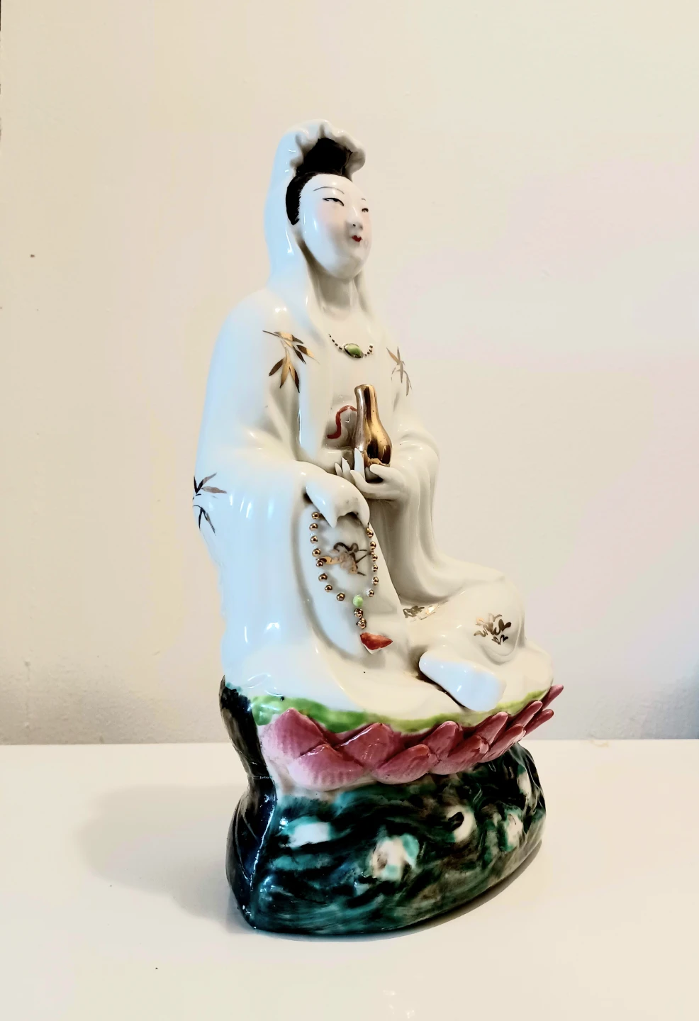 Vtg Kuan Yin Jingdezhen Porcelain Statue - photo 2