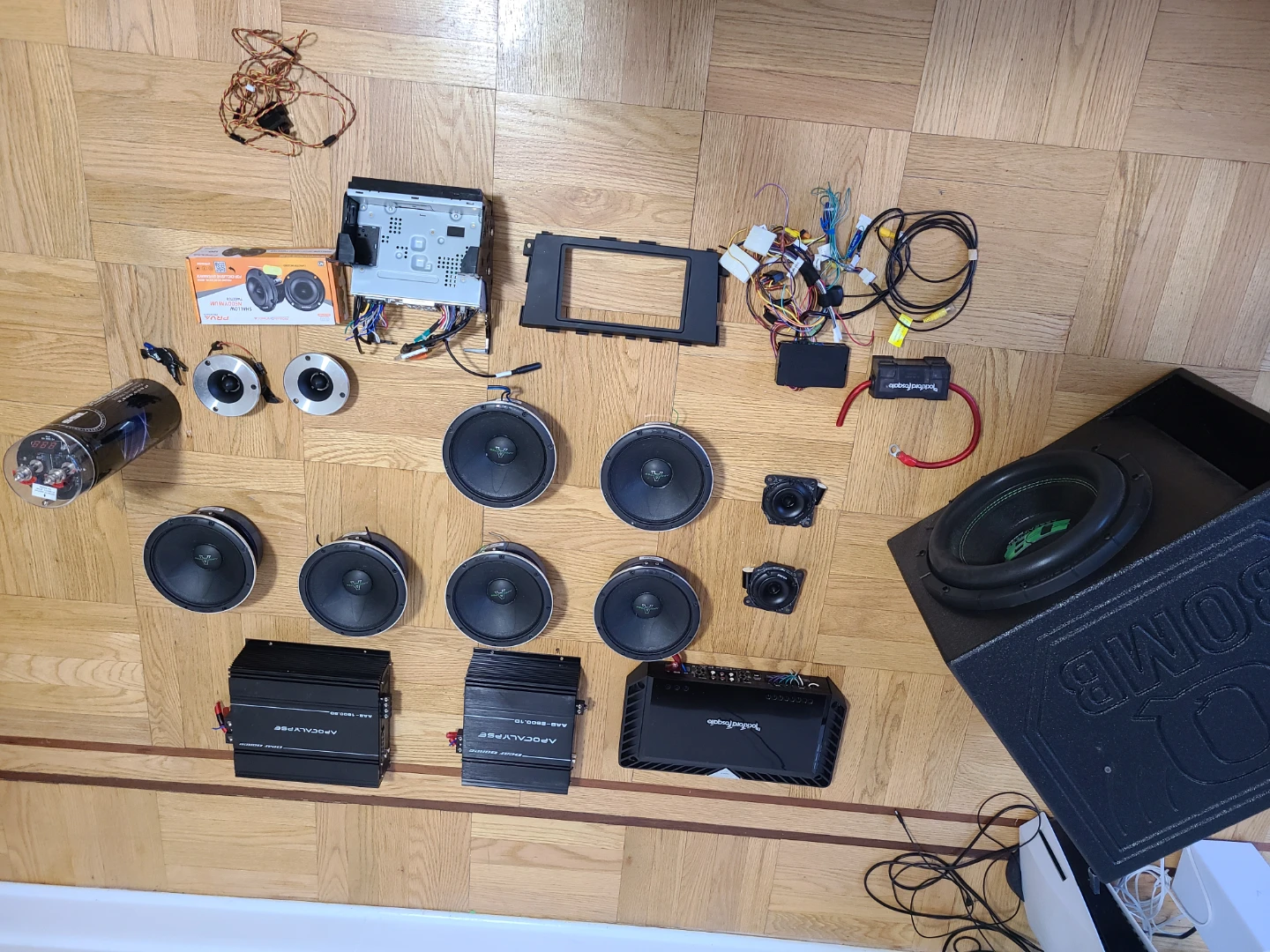Car Audio System - Alpine, Rockford Fosgate, Q Bomb - photo 3
