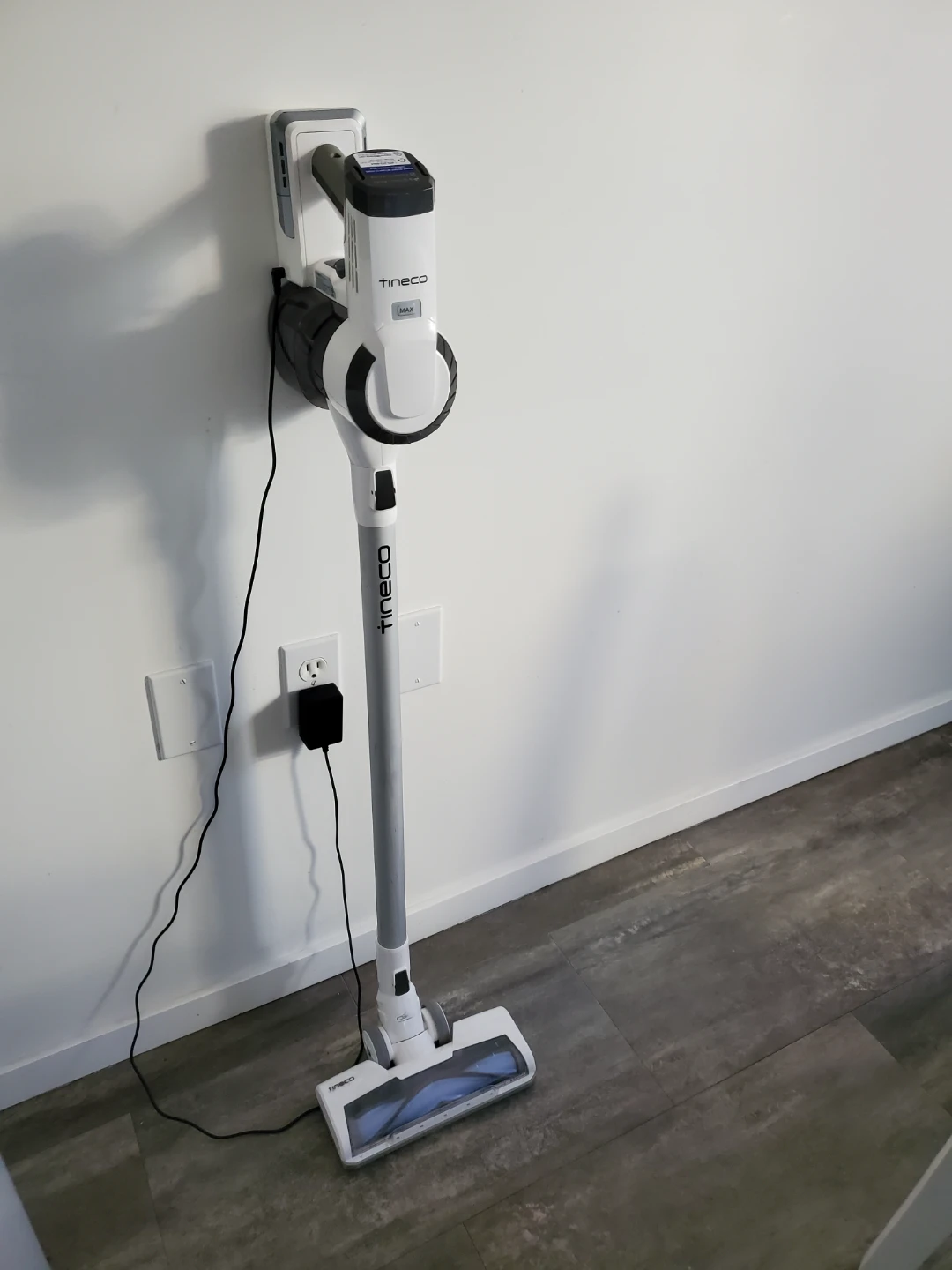 Tineco Cordless Vacuum Cleaner - photo 3