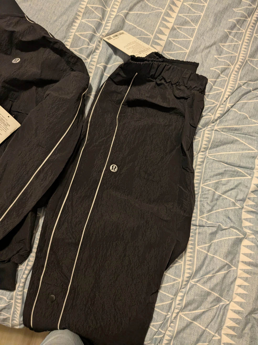 Lululemon Wunder Train Cropped Jacket & Pants - photo 2