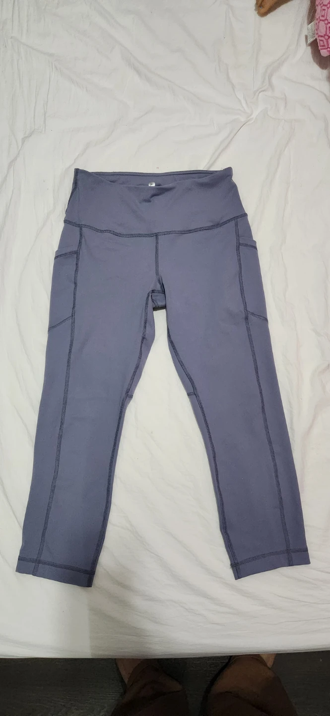 90 Degree by Reflex Grey Capri Leggings - Size M - photo 2