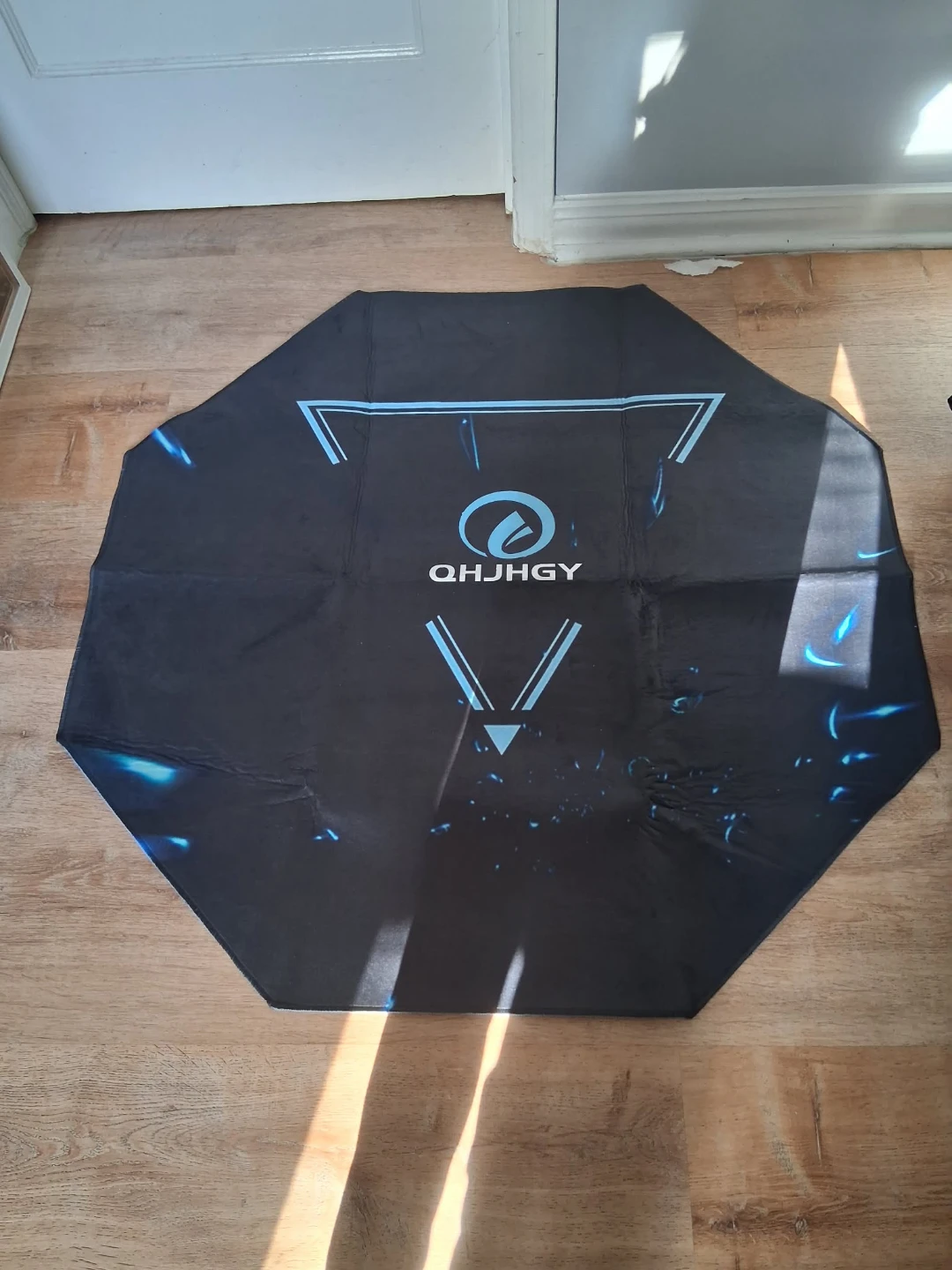 QHJ HGY Black Octagon Gaming Mat - 39 inch