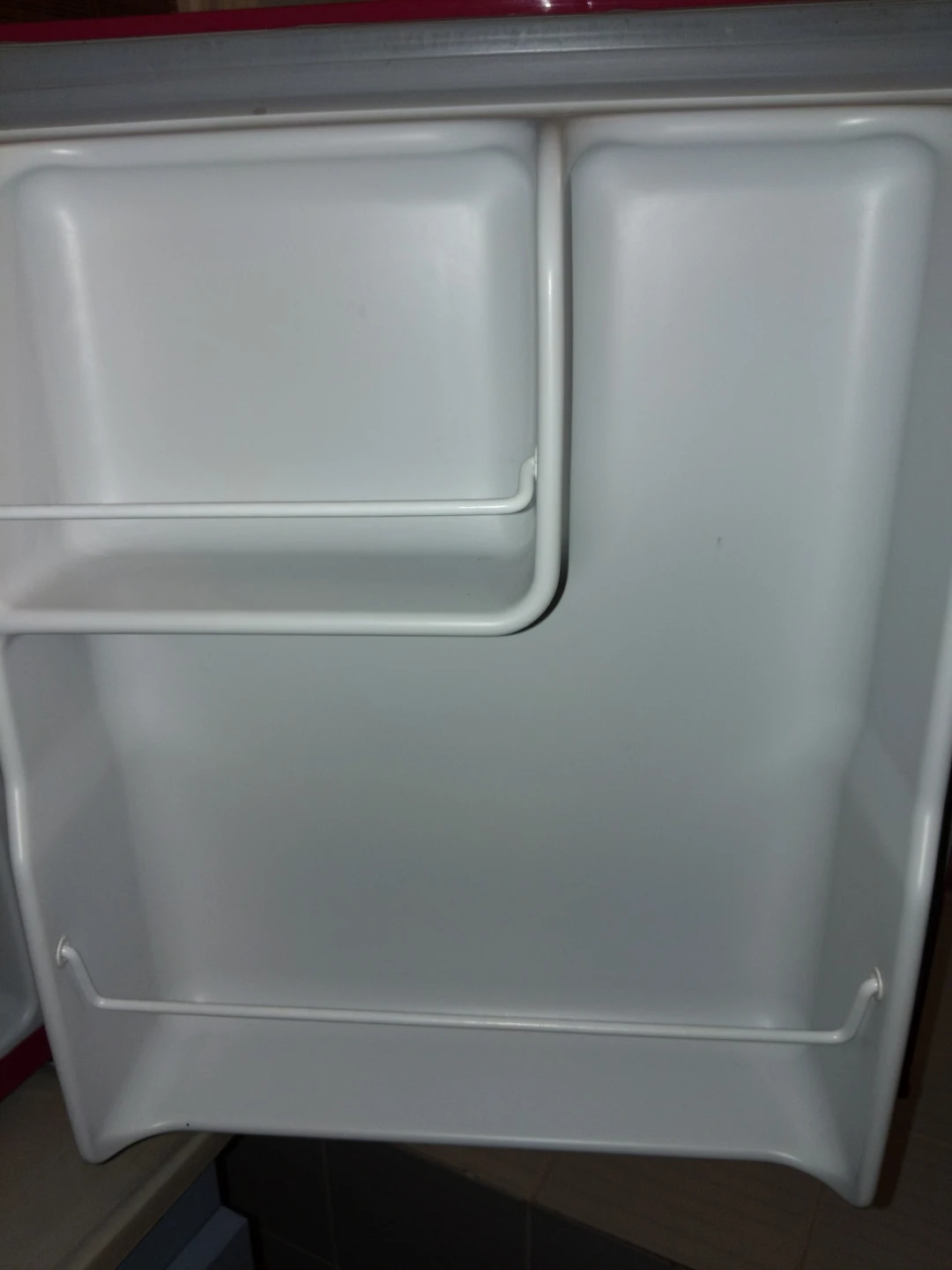Magic Chill Mini Fridge - Red - photo 3
