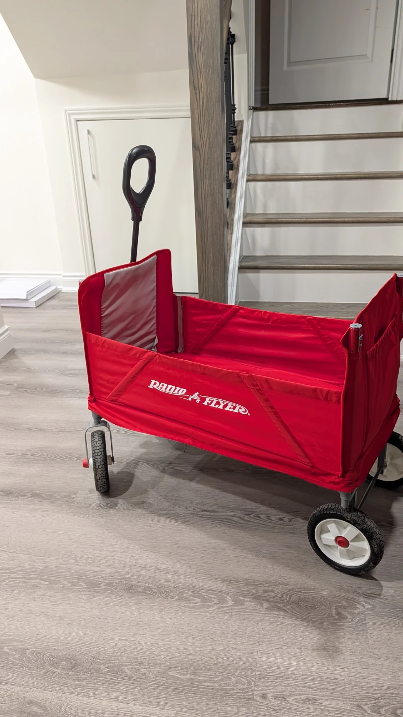 Radio Flyer Foldable Wagon - photo 3