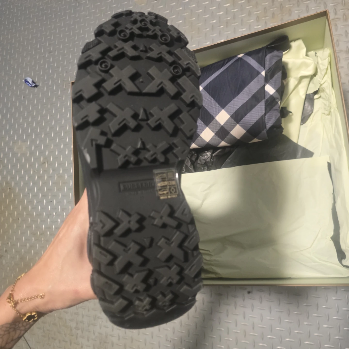 Burberry Black Rubber Boots with Nova Check Lining - photo 2