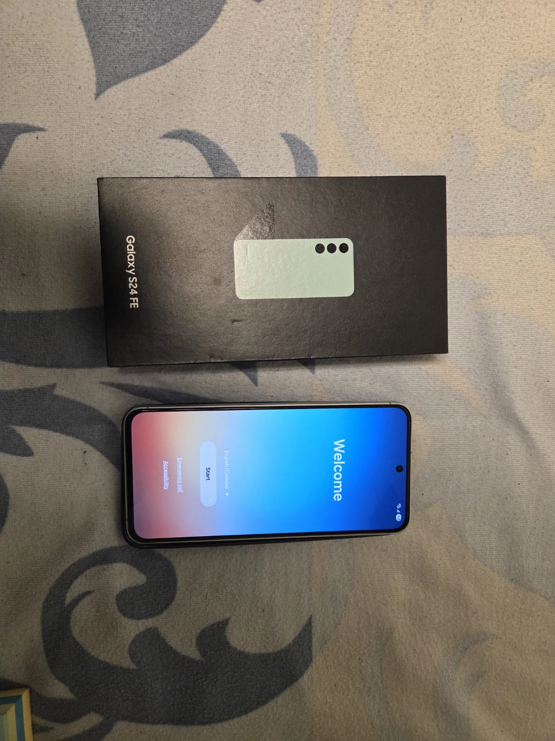 Samsung Galaxy S24 FE Mint - Like New! - photo 5