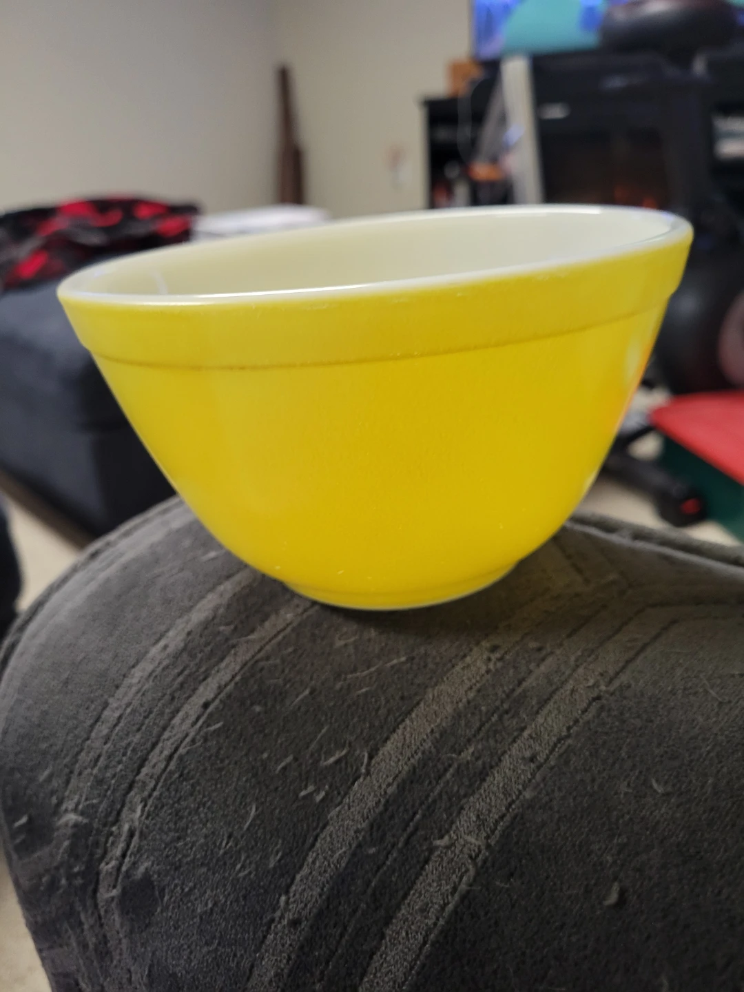 Vintage Pyrex Yellow Mixing Bowl