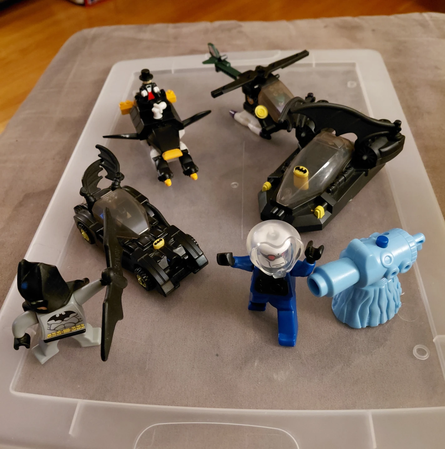 Lego Batman Figures and Vehicles Lot