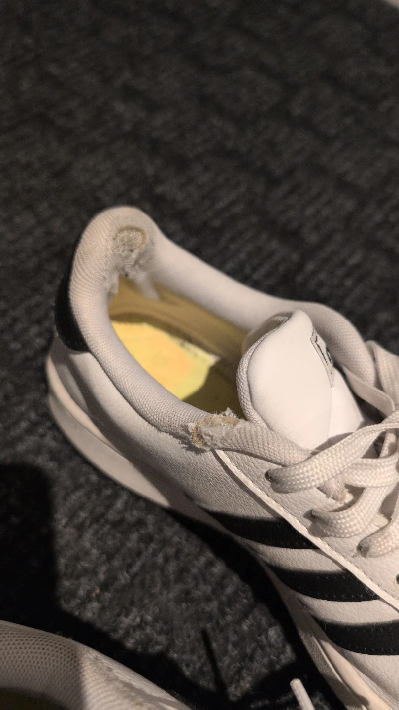 Women's Adidas Court Shoes - Size 7.5 US - photo 3