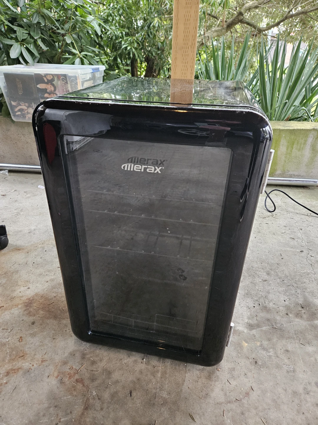 Mini fridge - photo 2