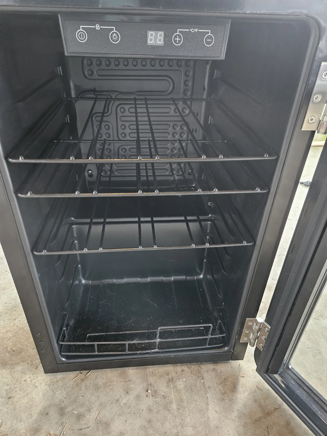 Mini fridge - photo 3