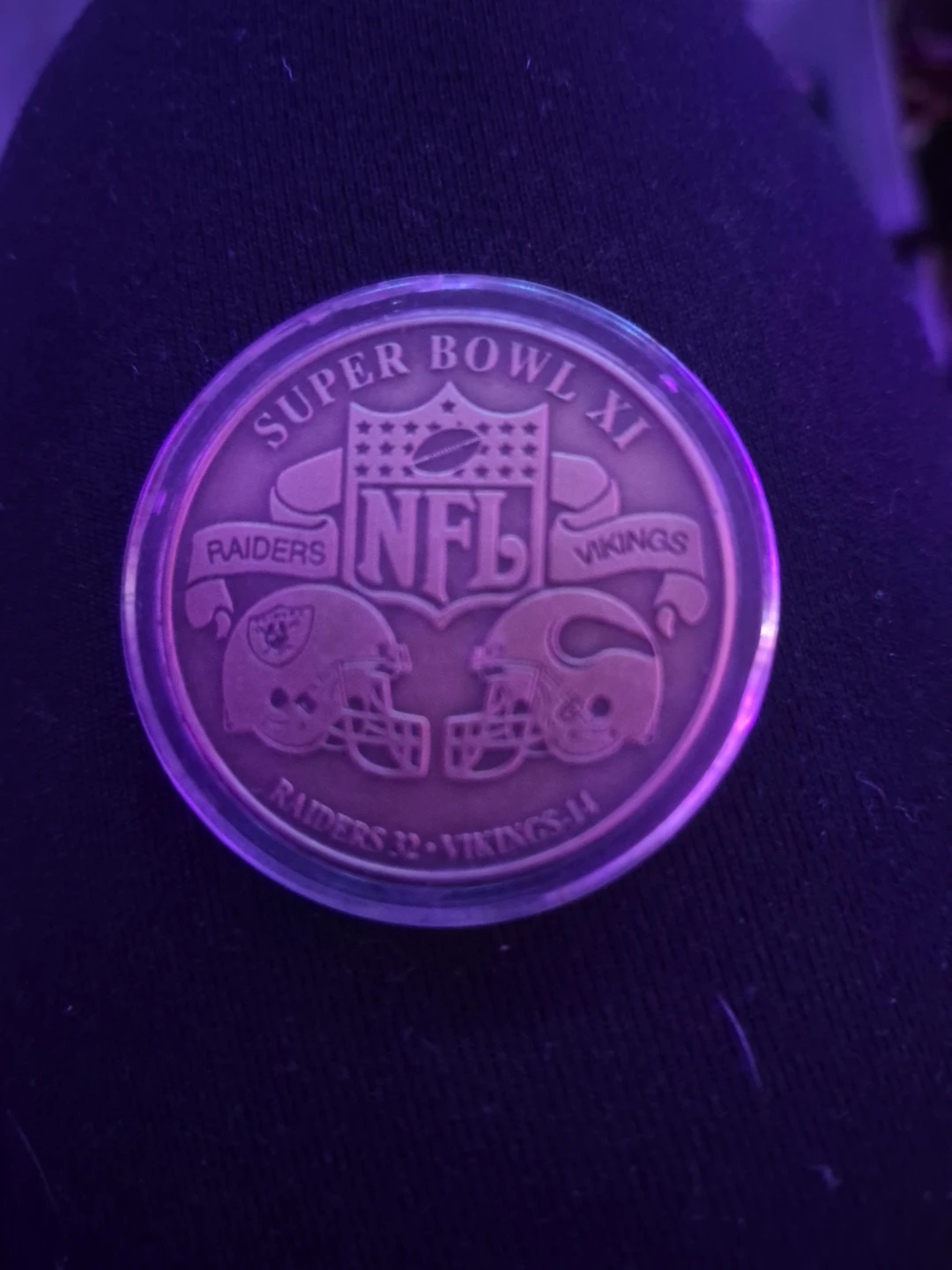 Super Bowl XI Raiders vs Vikings Coin