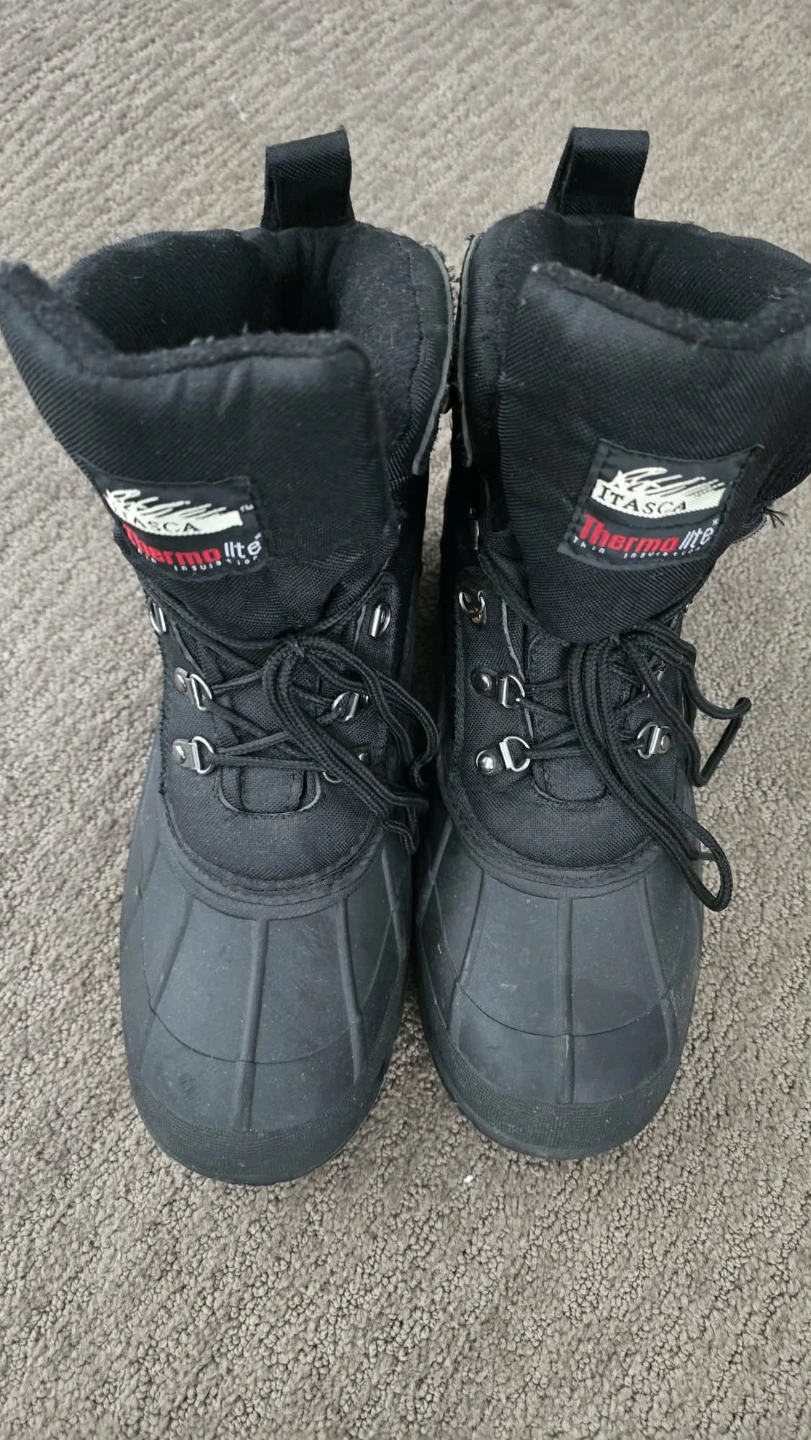 Itasca Thermolite Black Winter Boots - Size 11