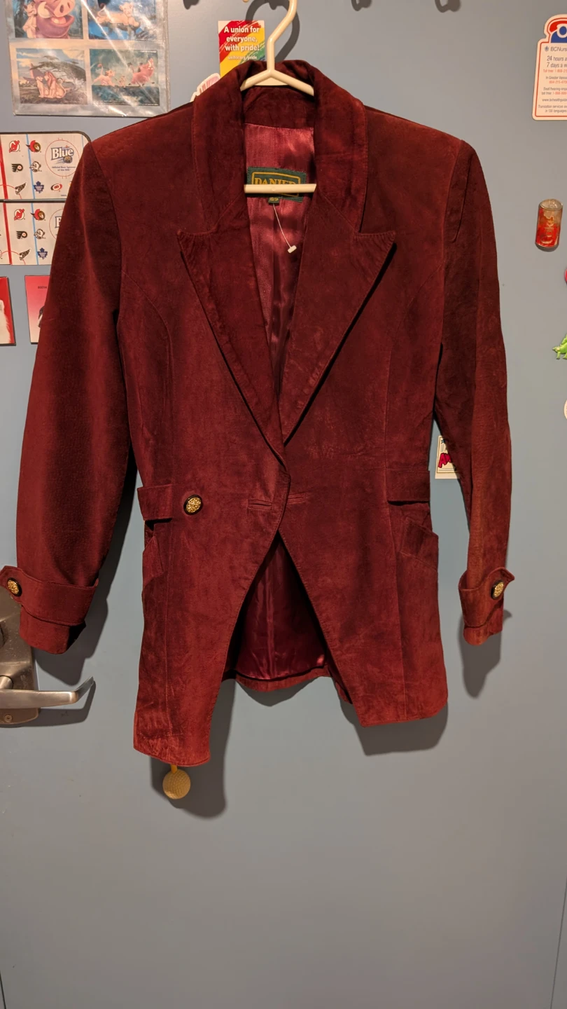 Danier XS Suede Burgundy Blazer - photo 4