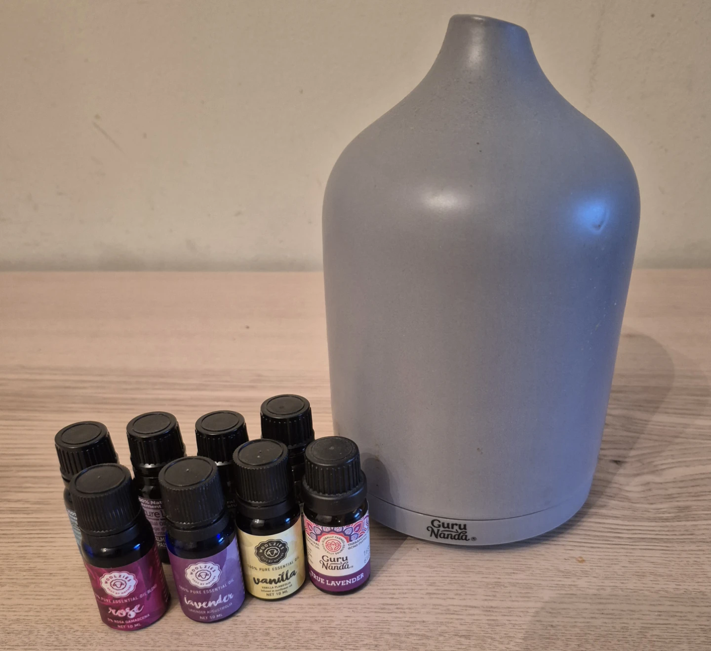 Guru Nanda Diffuser + Essential Oils 🥕