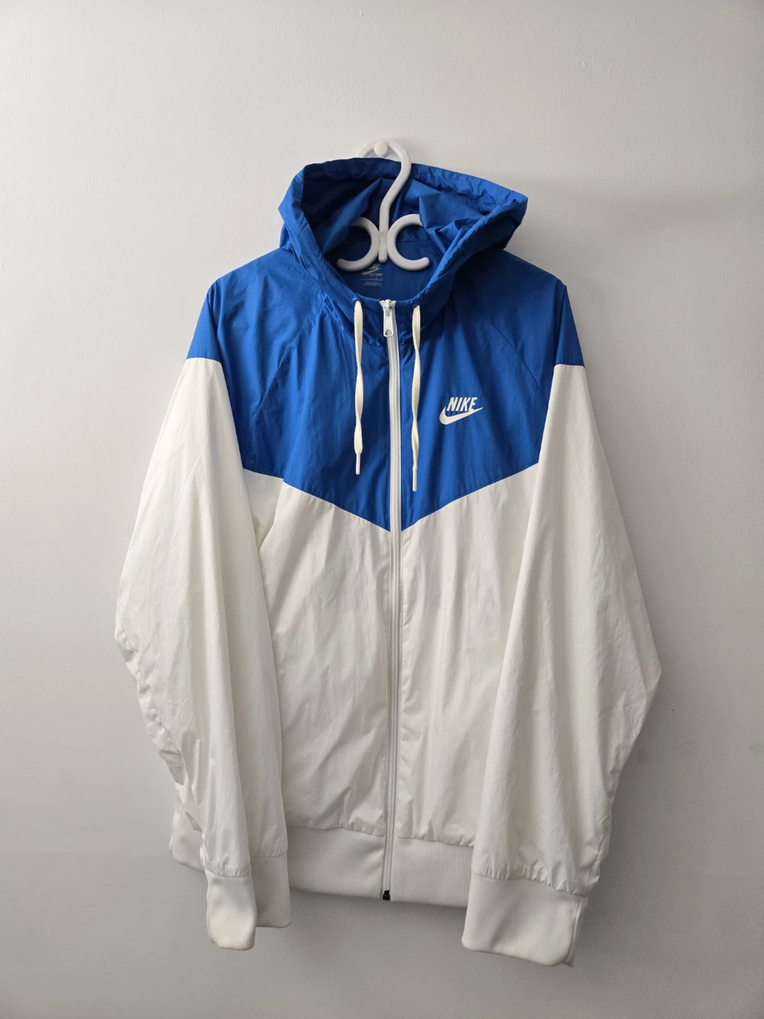 Nike Sportswear Windrunner Jacket - Blue & White, Size L