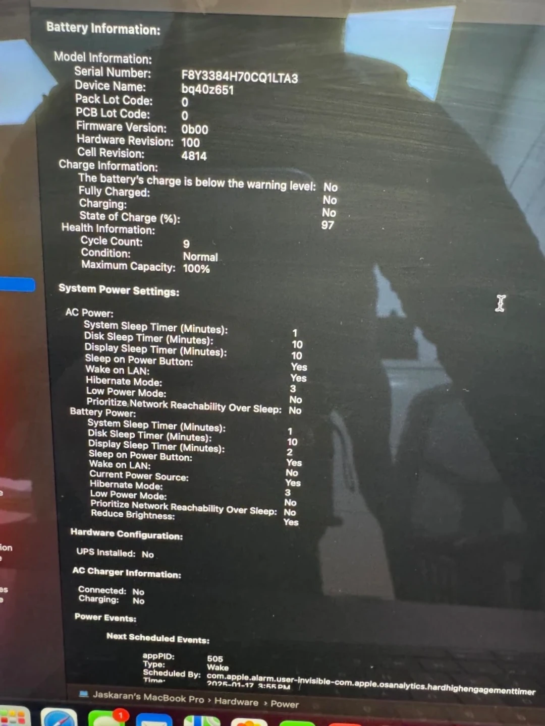 MacBook Pro M3 14 Inch  8GB Ram - photo 5