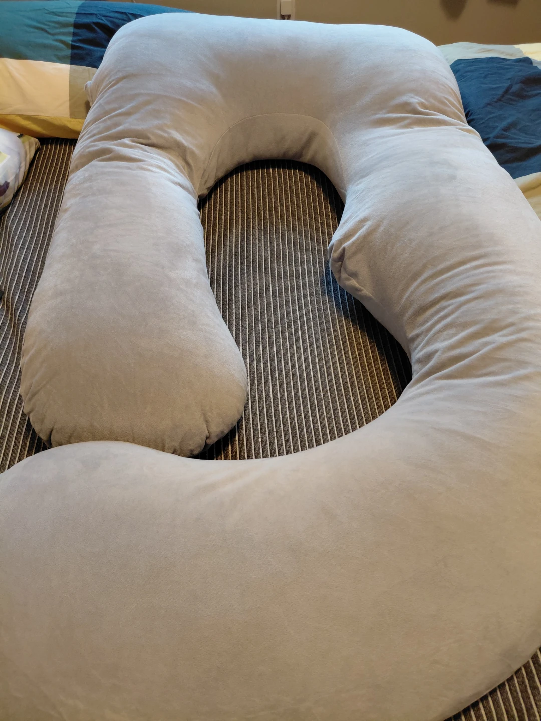 Grey U-Shaped Pregnancy Pillow