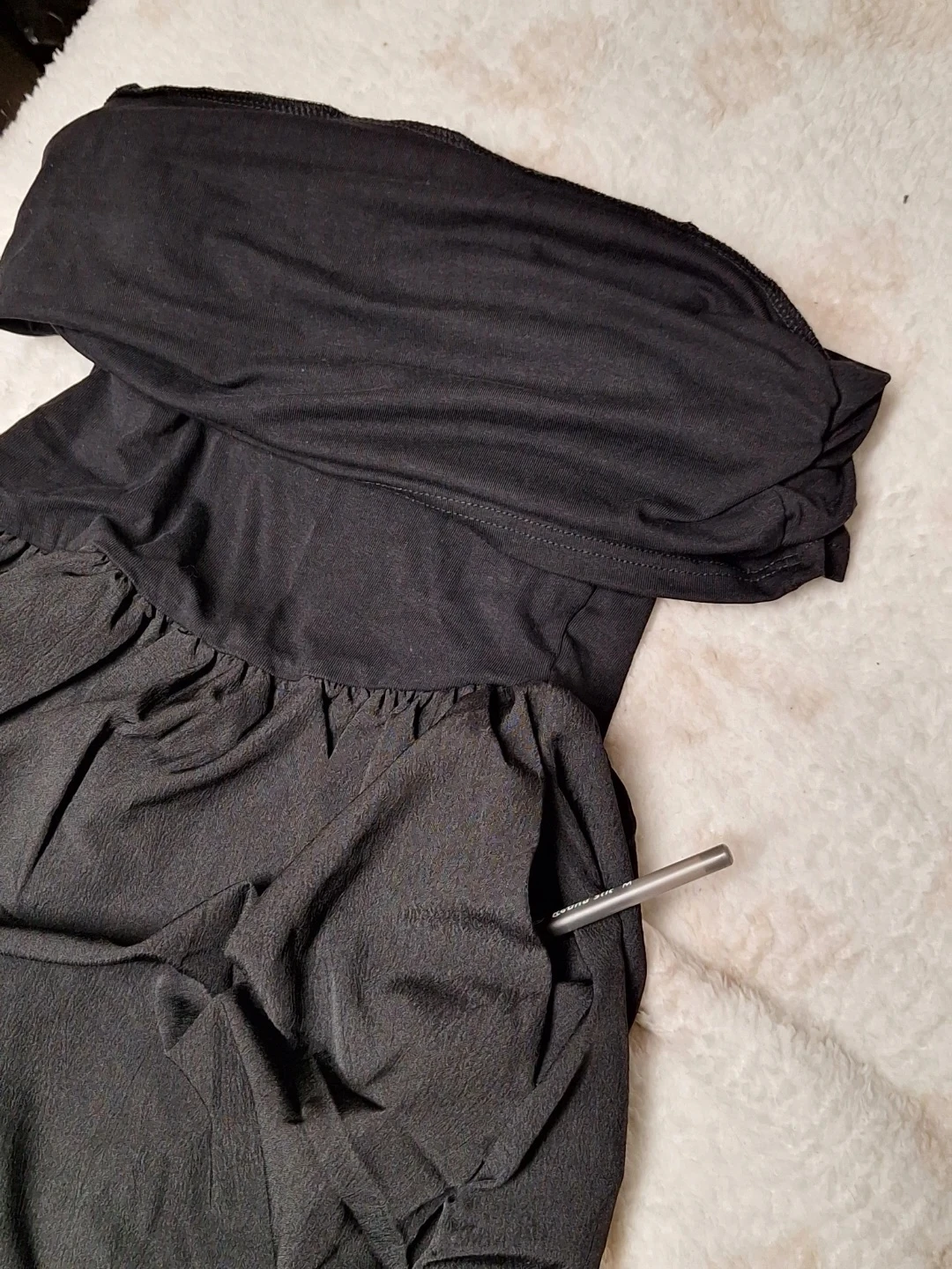 Off-shoulder black dress - photo 4