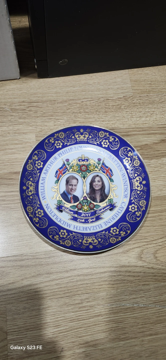 Royal Wedding 2011 Commemorative Plate 8"