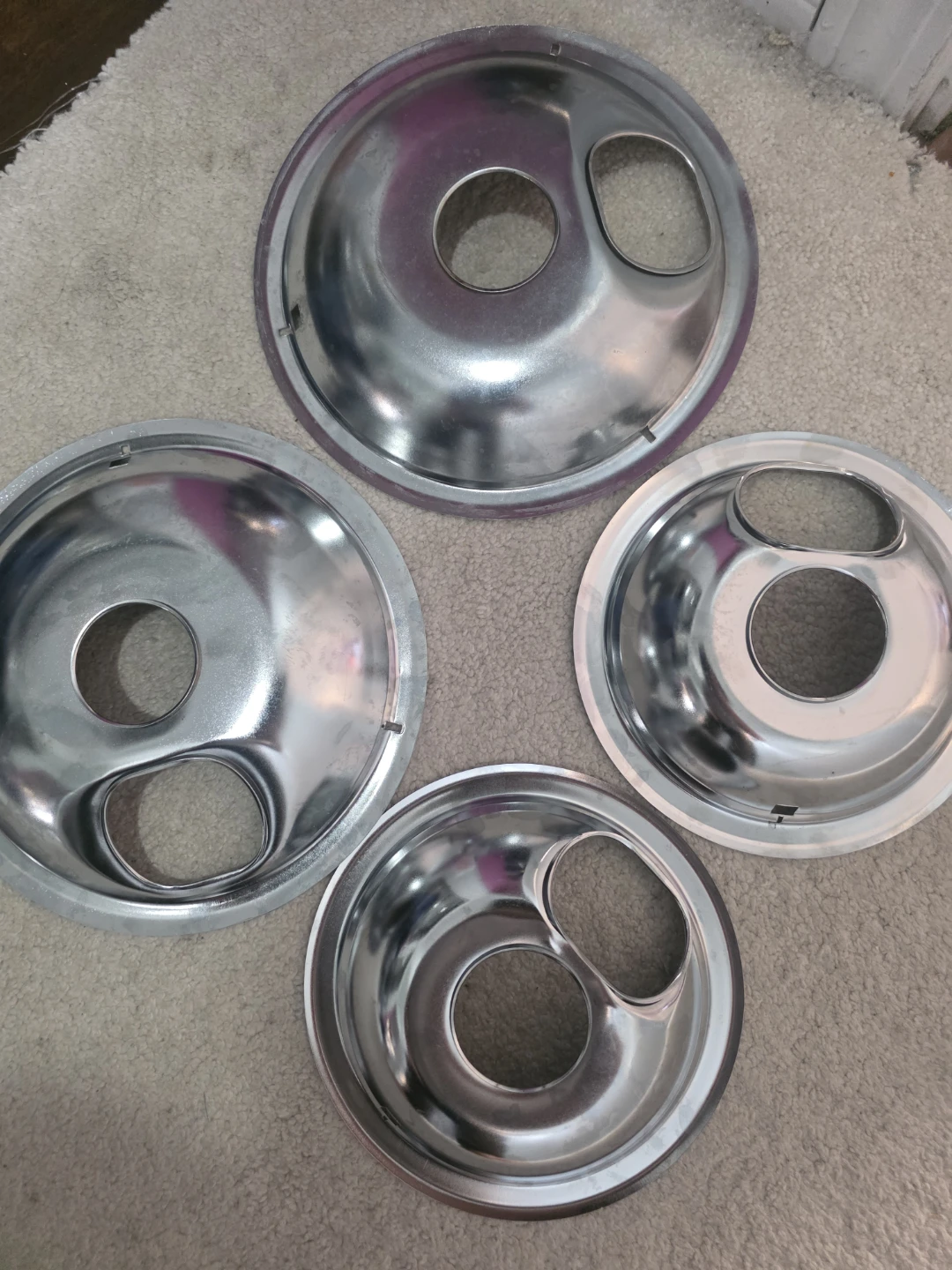 Stove Burner Drip Pans - Set of 4 - photo 2