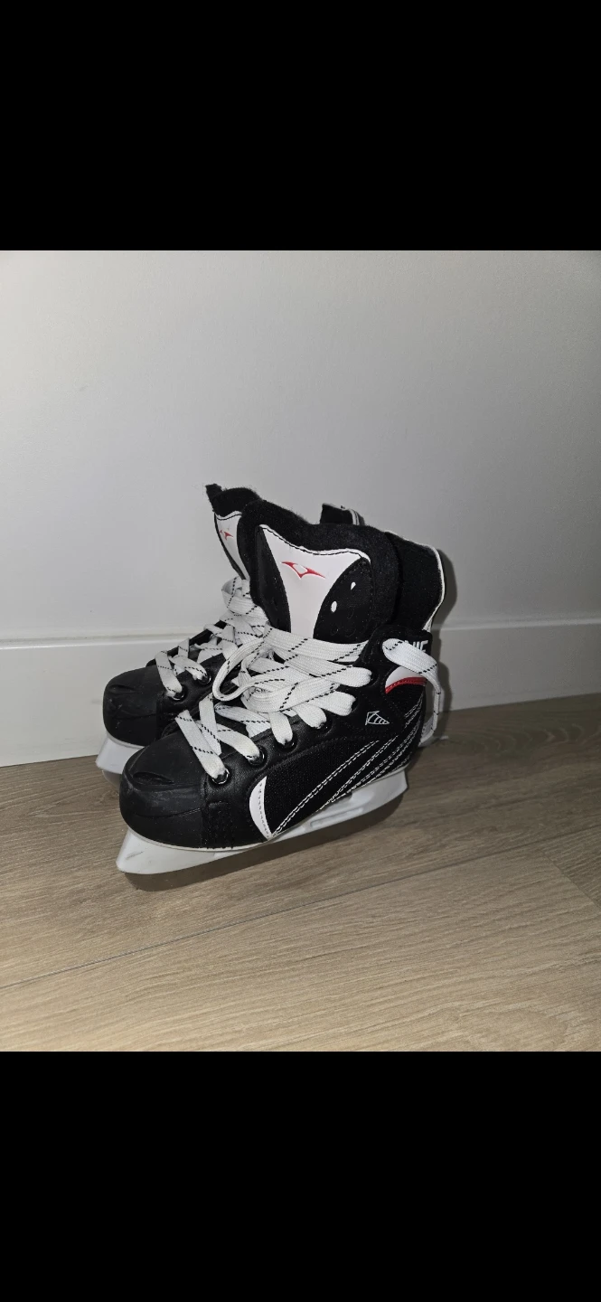 Skates