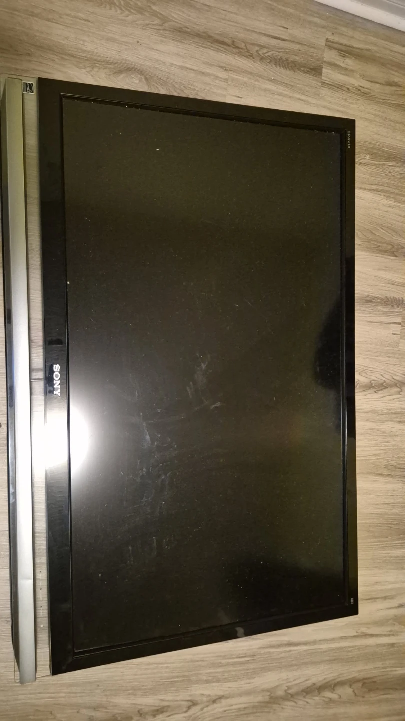 Sony Bravia LCD TV