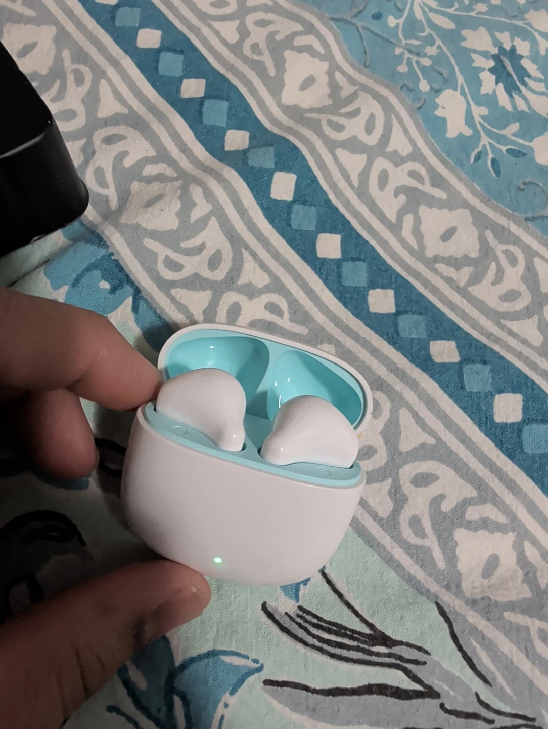 S23 True Wireless Earphones - New! - photo 3