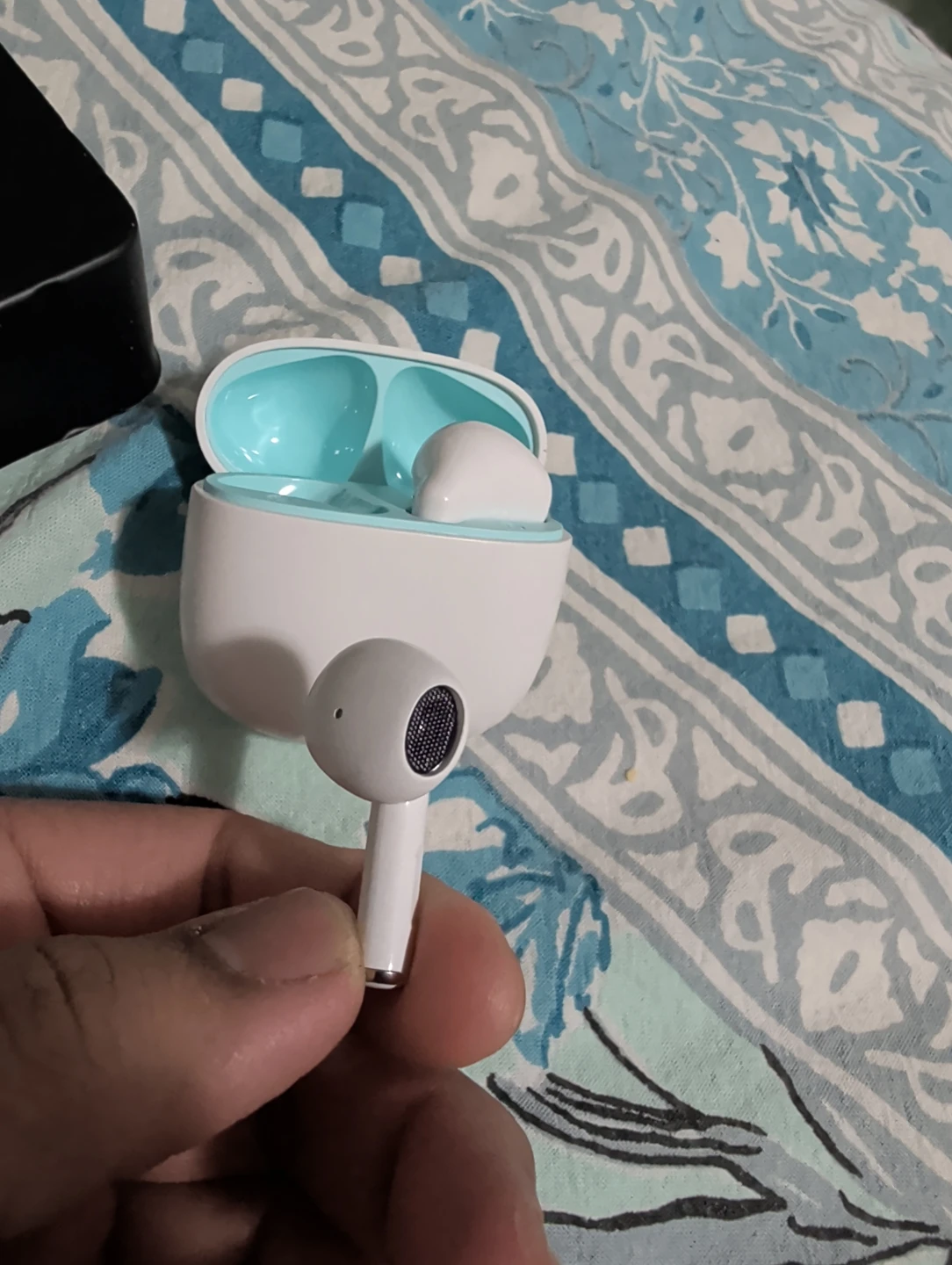 S23 True Wireless Earphones - New! - photo 4