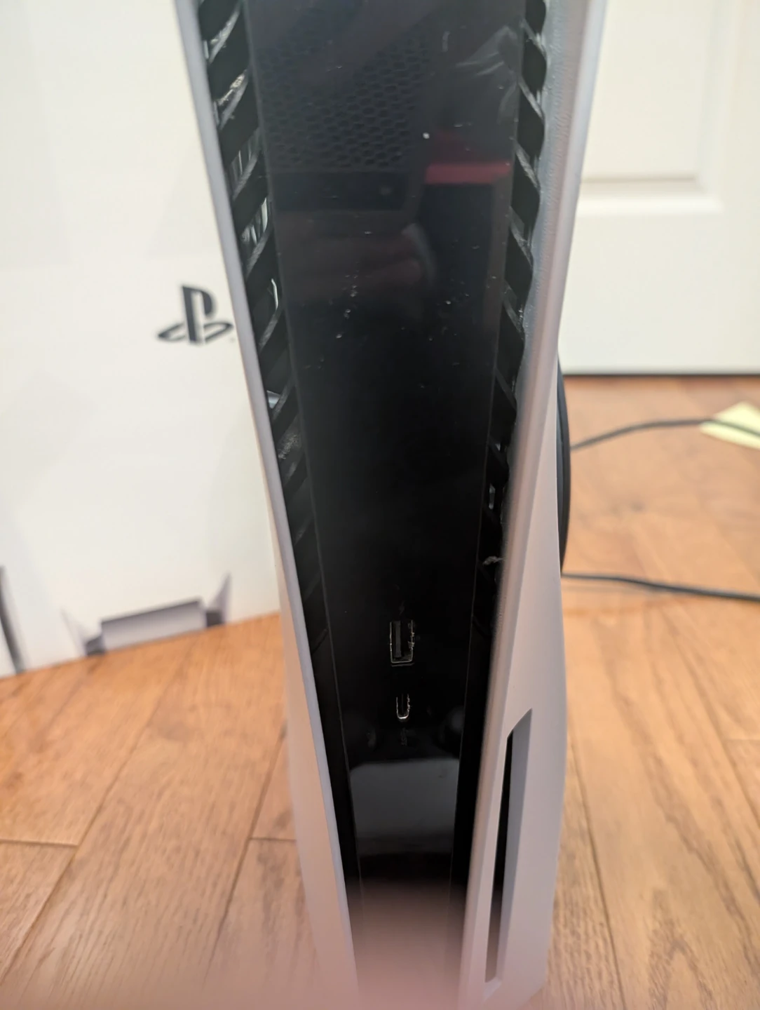 Sony PlayStation 5 (PS5) Console - Like New! - photo 4