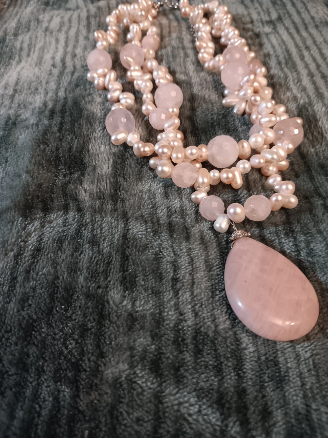 Pearl & Rose Quartz Necklace