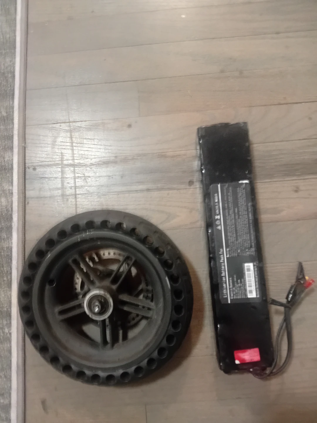 Electric Scooter Wheel & Battery Pack - photo 2