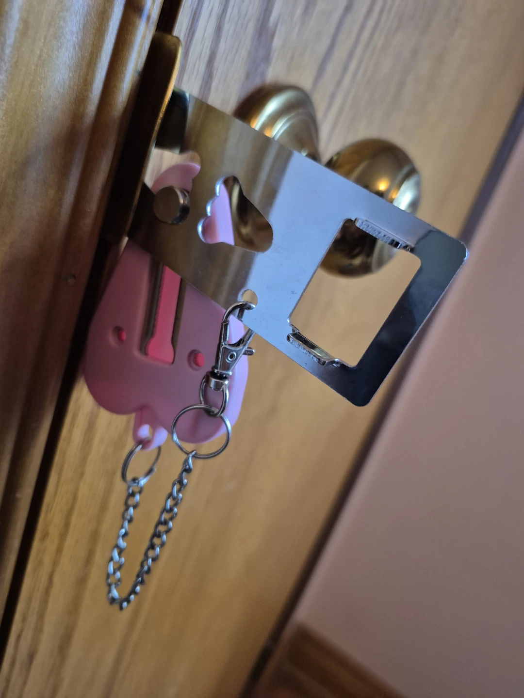 Portable Door Lock with Heart Design - photo 2