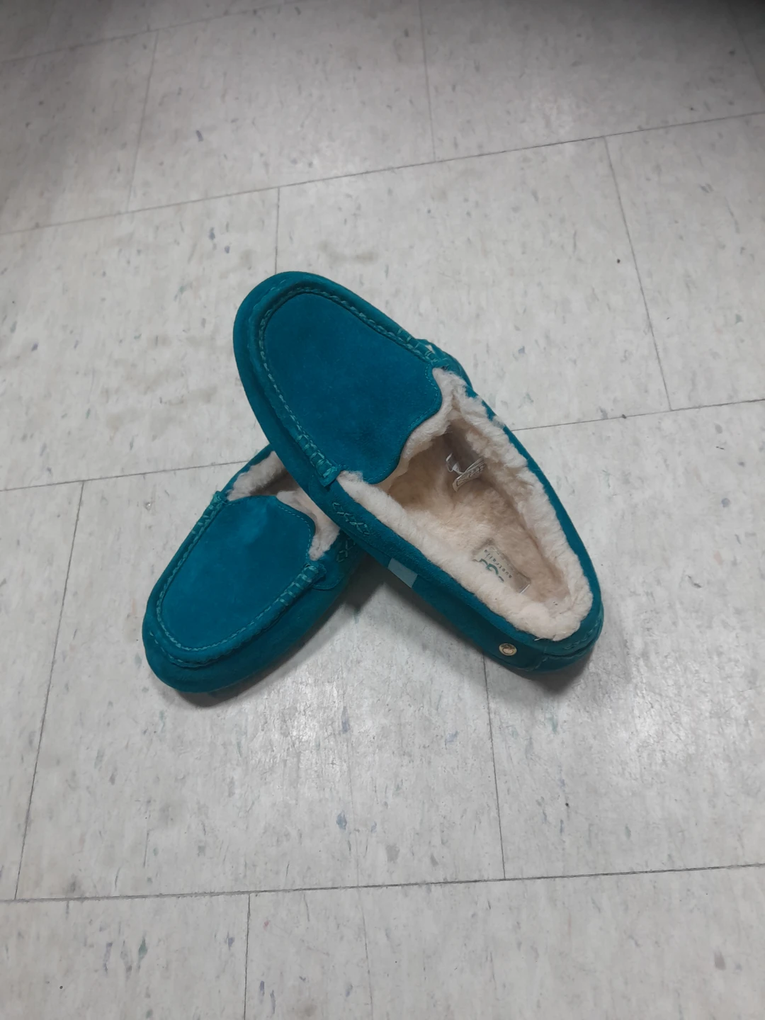 UGG Moccasin Slippers, Size 12 - photo 3
