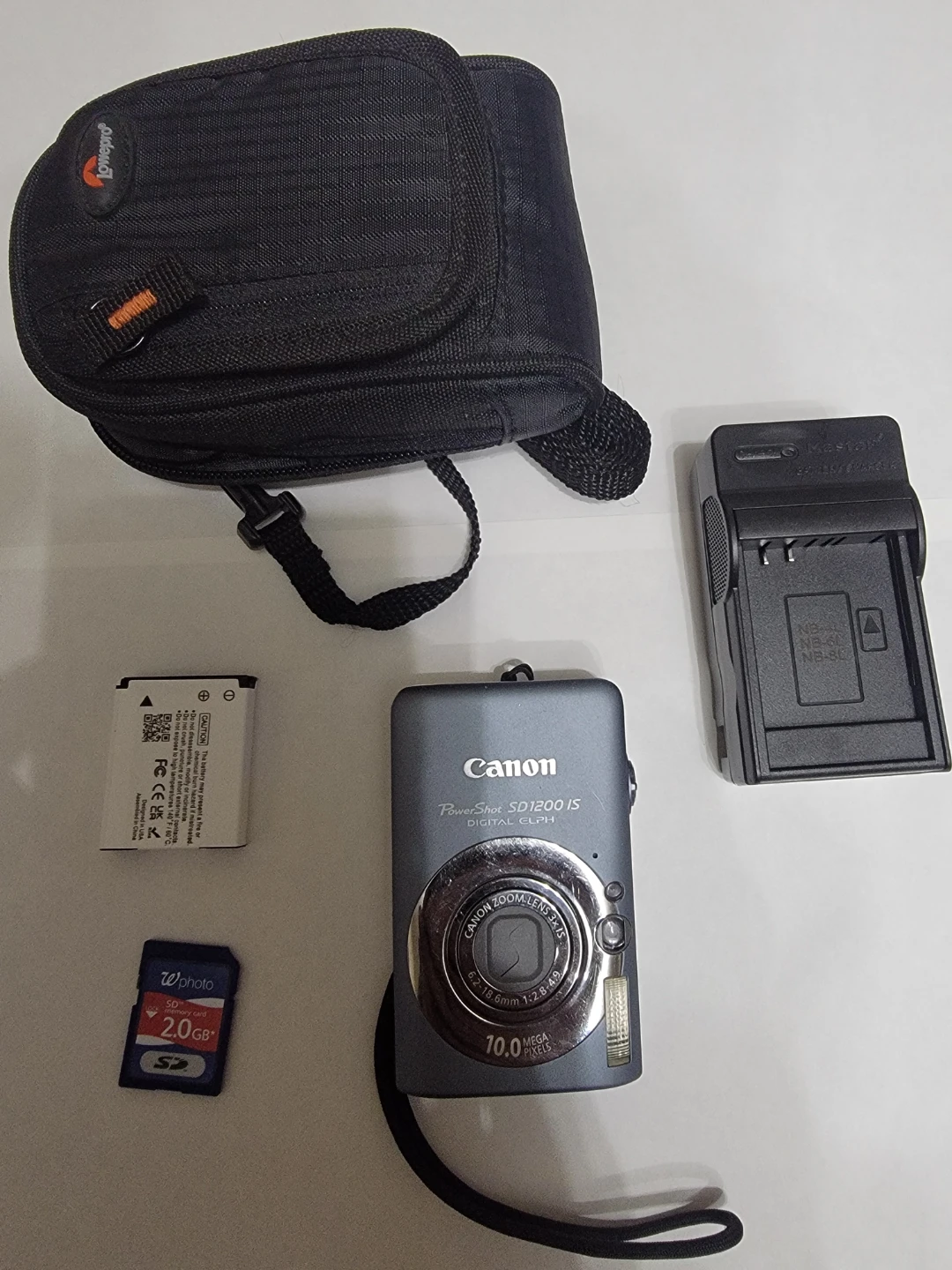 Canon Powershot  SD1200 Camera - photo 3